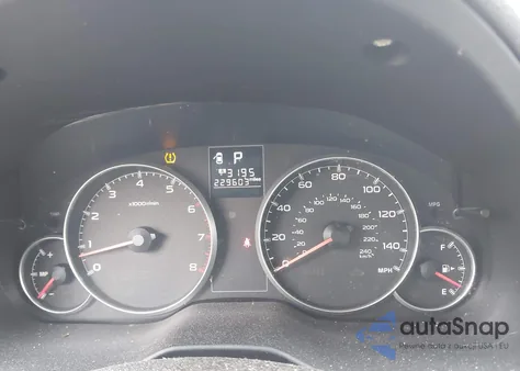 2014 Subaru Legacy 2.5I Premium z USA, uszkodzony, nr VIN 4S3BMBC64E3009816